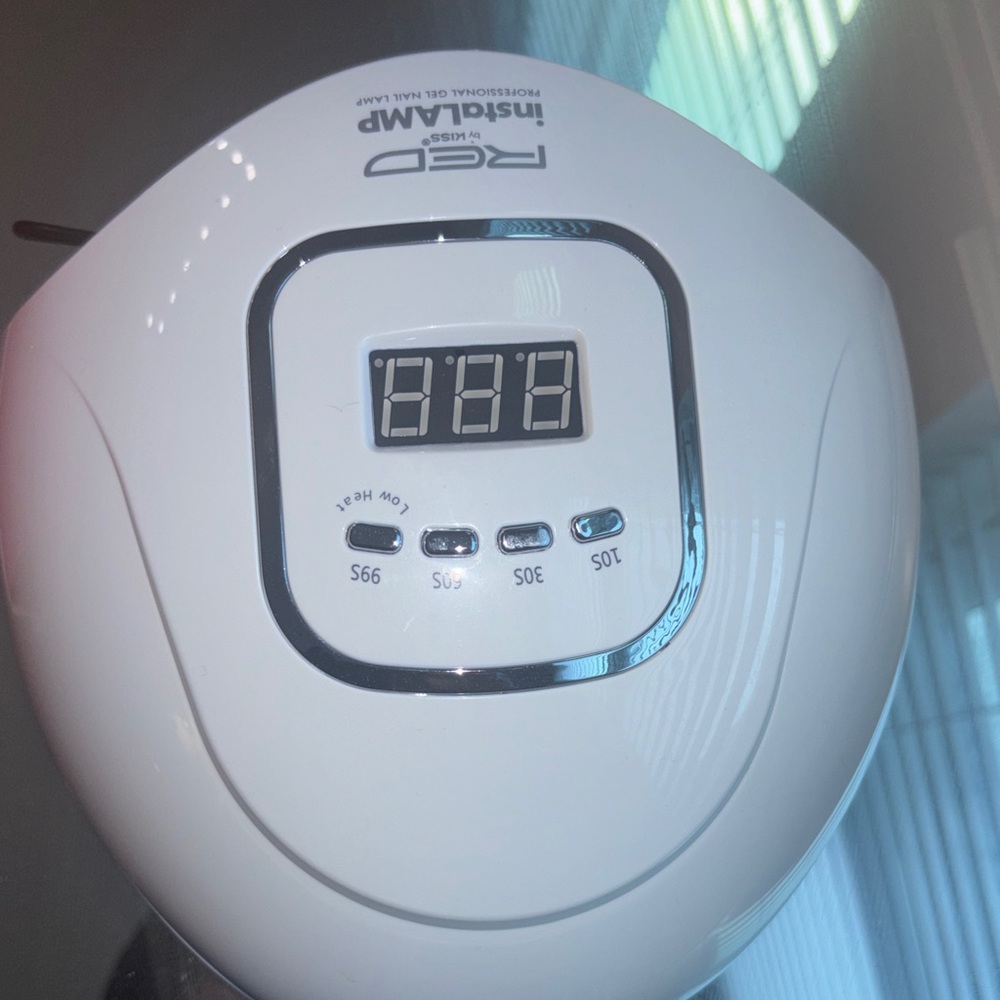 Kiss Red InstaLAMP LED Nail Lamp